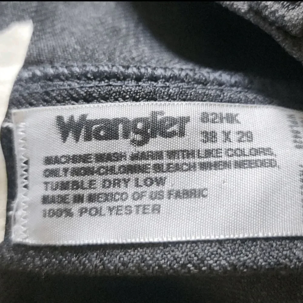 P30 Wrangler Men’s Dark Gray Polyester Trousers NWOT